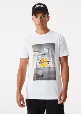 LA LAKERS NBA PHOTOGRAPHIC WHITE T-SHIRT ΑΣΠΡΟ
