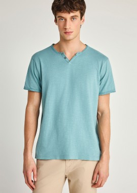 FUNKY BUDDHA - Ανδρικό t-shirt με henley λαιμόκοψη - The essentials