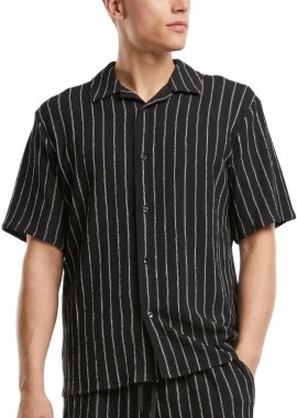 Urban Classics - Striped Crinkle Resort Shirt Urban Classics TB7342-00851 black/offwhite