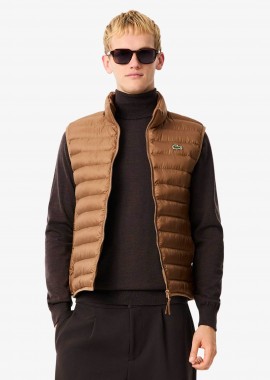 LACOSTE - Lacoste ανδρικό αμάνικο μπουφάν αδιάβροχο με καπιτονέ σχέδιο και κεντημένο λογότυπο Classic Fit - BH2886-00 Ταμπά