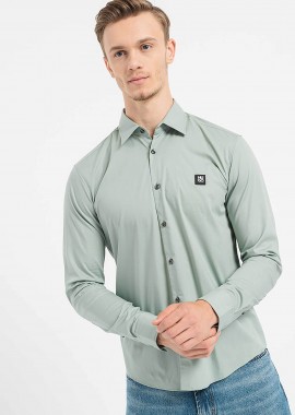 HUGO - Hugo Boss ανδρικό πουκάμισο μονόχρωμο με logo patch - 50505315 Βεραμάν Ανοιχτό